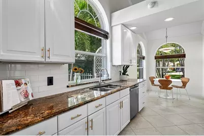 2860  Wilderness Rd, West Palm Beach, FL 33409 - Photo 20