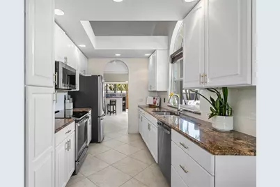 2860  Wilderness Rd, West Palm Beach, FL 33409 - Photo 16