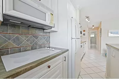 701 S Riverside Dr, Unit #107, Pompano Beach, FL 33062 - Photo 16