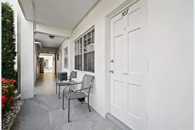 701 S Riverside Dr, Unit #107, Pompano Beach, FL 33062 - Photo 4