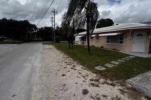 405 SE 23rd St, Fort Lauderdale, FL 33316 - Photo 2