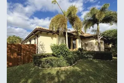 3663 SE 2nd Dr, Homestead, FL 33033 - Photo 2
