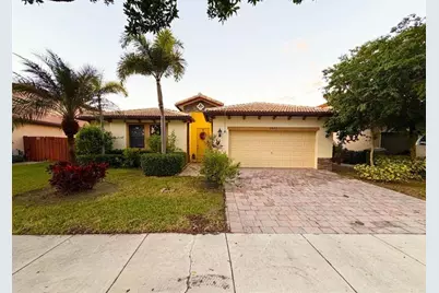3663 SE 2nd Dr, Homestead, FL 33033 - Photo 1