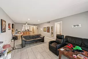 6301 N Falls Cir Dr, Lauderhill, FL 33319 - Photo 4