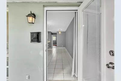 141-145 NE 30th Court, Wilton Manors, FL 33334 - Photo 4