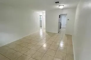 7511 Venetian St, Miramar, FL 33023 - Photo 2