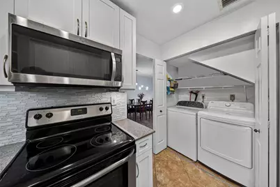 201 NE 16th Pl, Unit #104, Fort Lauderdale, FL 33305 - Photo 8