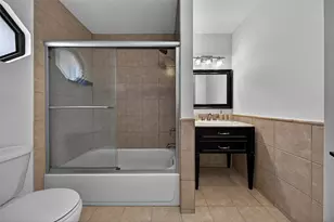 201 NE 16th Pl, Fort Lauderdale, FL 33305 - Photo 24