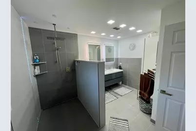 846 SW 15th Street, Cape Coral, FL 33991 - Photo 16