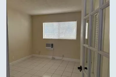 1219 NE 14th Ave, Unit #4, Fort Lauderdale, FL 33304 - Photo 12