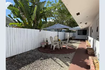 1219 NE 14th Ave, Unit #4, Fort Lauderdale, FL 33304 - Photo 2