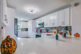 10111 NW 24th Pl, Sunrise, FL 33322 - Photo 10