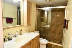 4301 Martinique Cir, Coconut Creek, FL 33066 - Photo 14