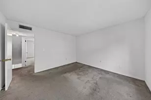 809 W Oakland Park Blvd, Oakland Park, FL 33311 - Photo 18