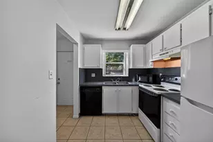 809 W Oakland Park Blvd, Oakland Park, FL 33311 - Photo 12