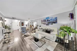 9281 Sunrise Lakes Blvd, Sunrise, FL 33322 - Photo 8