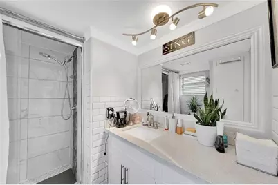 9281  Sunrise Lakes Blvd, Unit #212, Sunrise, FL 33322 - Photo 16