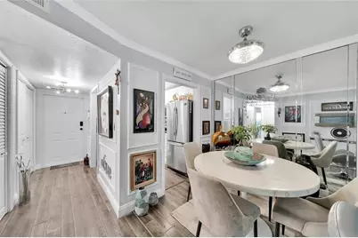 9281  Sunrise Lakes Blvd, Unit #212, Sunrise, FL 33322 - Photo 4