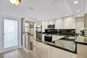 1012 N Ocean Blvd, Pompano Beach, FL 33062 - Photo 8