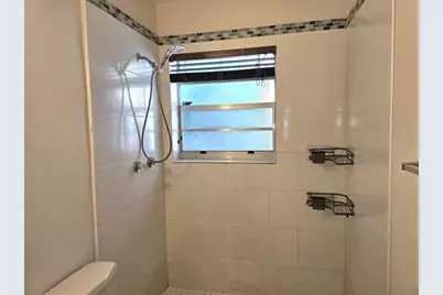 18422 NW 42nd Ct, Miami Gardens, FL 33055 - Photo 18