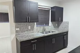 18422 NW 42nd Ct, Miami Gardens, FL 33055 - Photo 6