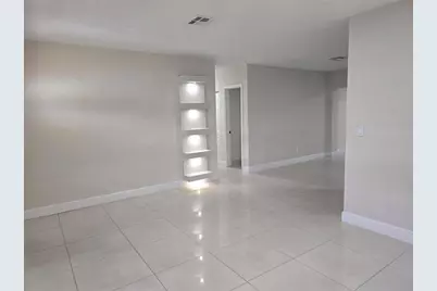 18422 NW 42nd Ct, Miami Gardens, FL 33055 - Photo 4