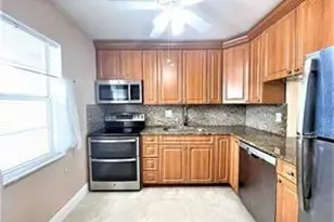 7300 NW 5th Ct, Margate, FL 33063 - Photo 4