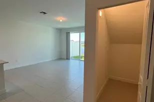 655 SE Lk Fls St, Port Saint Lucie, FL 34984 - Photo 10