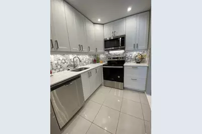 21  Jacaranda Dr, Unit #124, Plantation, FL 33324 - Photo 2