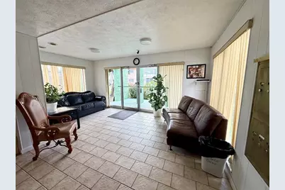 4821 NW 22nd Ct, Unit #211, Lauderhill, FL 33313 - Photo 4
