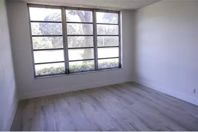 4007 N Cypress Dr, Unit #103, Pompano Beach, FL 33069 - Photo 8