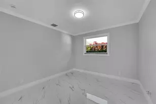 1190 Dolphin Rd, Singer Island, FL 33404 - Photo 30