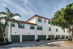 11303 SW 15th St, Pembroke Pines, FL 33025 - Photo 4