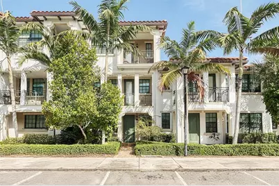 11303 SW 15th St, Pembroke Pines, FL 33025 - Photo 1