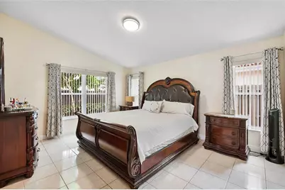 3070  Martello Dr, Margate, FL 33063 - Photo 12