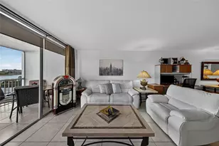 2900 N Course Dr, Pompano Beach, FL 33069 - Photo 30