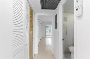 4047 Cambridge C, Deerfield Beach, FL 33442 - Photo 10