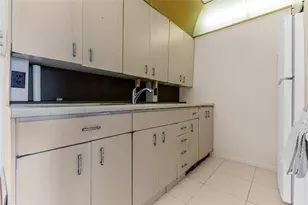 4047 Cambridge C, Deerfield Beach, FL 33442 - Photo 8