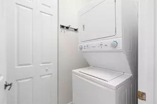 8098 NW 128th Ln, Parkland, FL 33076 - Photo 18