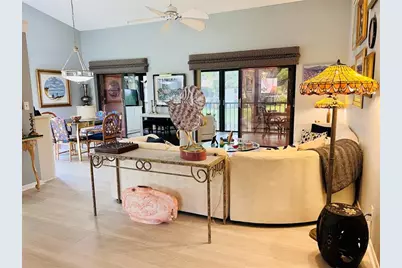 10851  Palm Lake Ave, Unit #201, Boynton Beach, FL 33437 - Photo 12