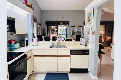 10851  Palm Lake Ave, Unit #201, Boynton Beach, FL 33437 - Photo 18