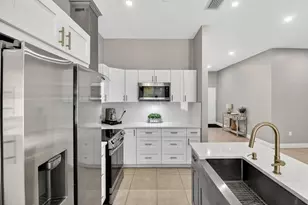 8134 SW 163rd Pl, Miami, FL 33193 - Photo 2