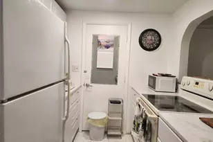 17090 NE 14th Ave, North Miami Beach, FL 33162 - Photo 10