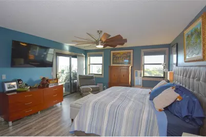 2238 N Cypress Bend Dr, Unit #902, Pompano Beach, FL 33069 - Photo 16