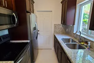 1304 NE 16th Ave, Fort Lauderdale, FL 33304 - Photo 4