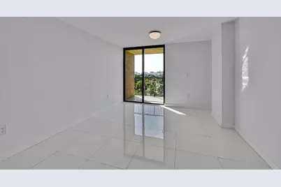 1690 SW 27th Ave, Unit #604, Miami, FL 33145 - Photo 8