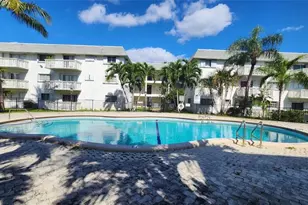 15221 NE 6th Ave, Miami, FL 33162 - Photo 18