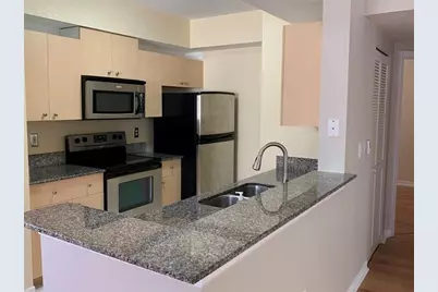 2565  Centergate Dr, Unit #204, Miramar, FL 33025 - Photo 4