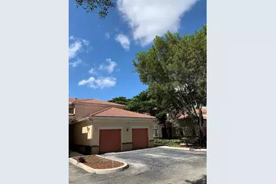 2565  Centergate Dr, Unit #204, Miramar, FL 33025 - Photo 1