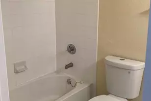 2565 Centergate Dr, Miramar, FL 33025 - Photo 22